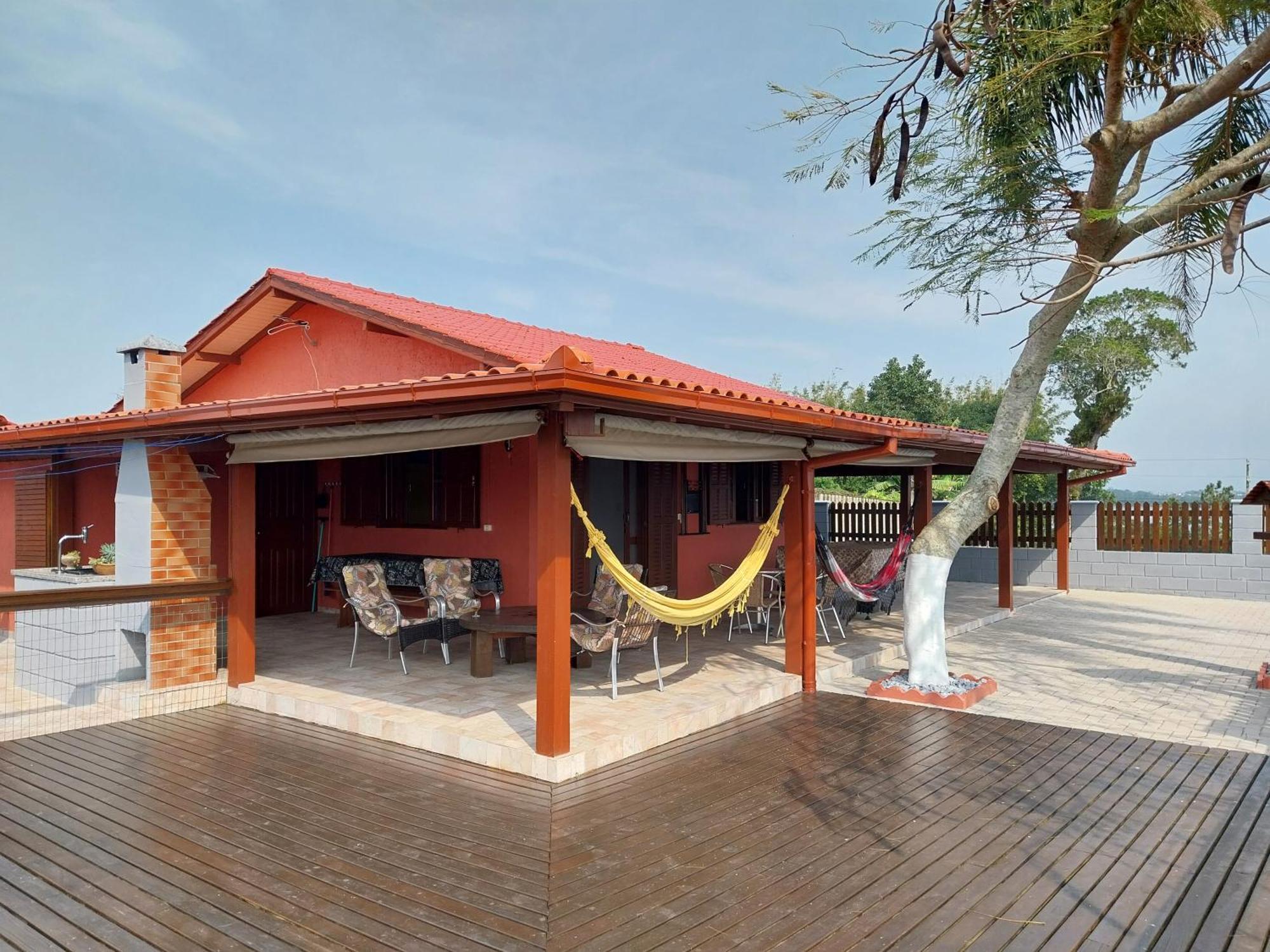 Casa Lagoa E Rosa Сasa de vacaciones *